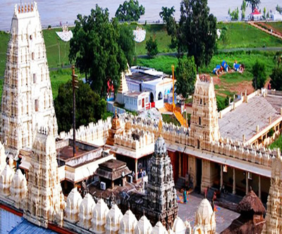 Best Travels in Madurai, Best Tour travel in Madurai, Taxi in Madurai,Car Hire in Madurai, Call Taxi in Madurai, Best Tour Operator in Madurai,Travels in Madurai,Online Cab Booking in Madurai,Car rental in Madurai