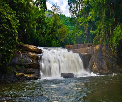 Best Travels in Madurai, Best Tour travel in Madurai, Taxi in Madurai,Car Hire in Madurai, Call Taxi in Madurai, Best Tour Operator in Madurai,Travels in Madurai,Online Cab Booking in Madurai,Car rental in Madurai