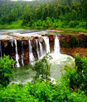 Best Travels in Madurai, Best Tour travel in Madurai, Taxi in Madurai,Car Hire in Madurai, Call Taxi in Madurai, Best Tour Operator in Madurai,Travels in Madurai,Online Cab Booking in Madurai,Car rental in Madurai