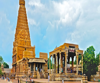 Best Travels in Madurai, Best Tour travel in Madurai, Taxi in Madurai,Car Hire in Madurai, Call Taxi in Madurai, Best Tour Operator in Madurai,Travels in Madurai,Online Cab Booking in Madurai,Car rental in Madurai